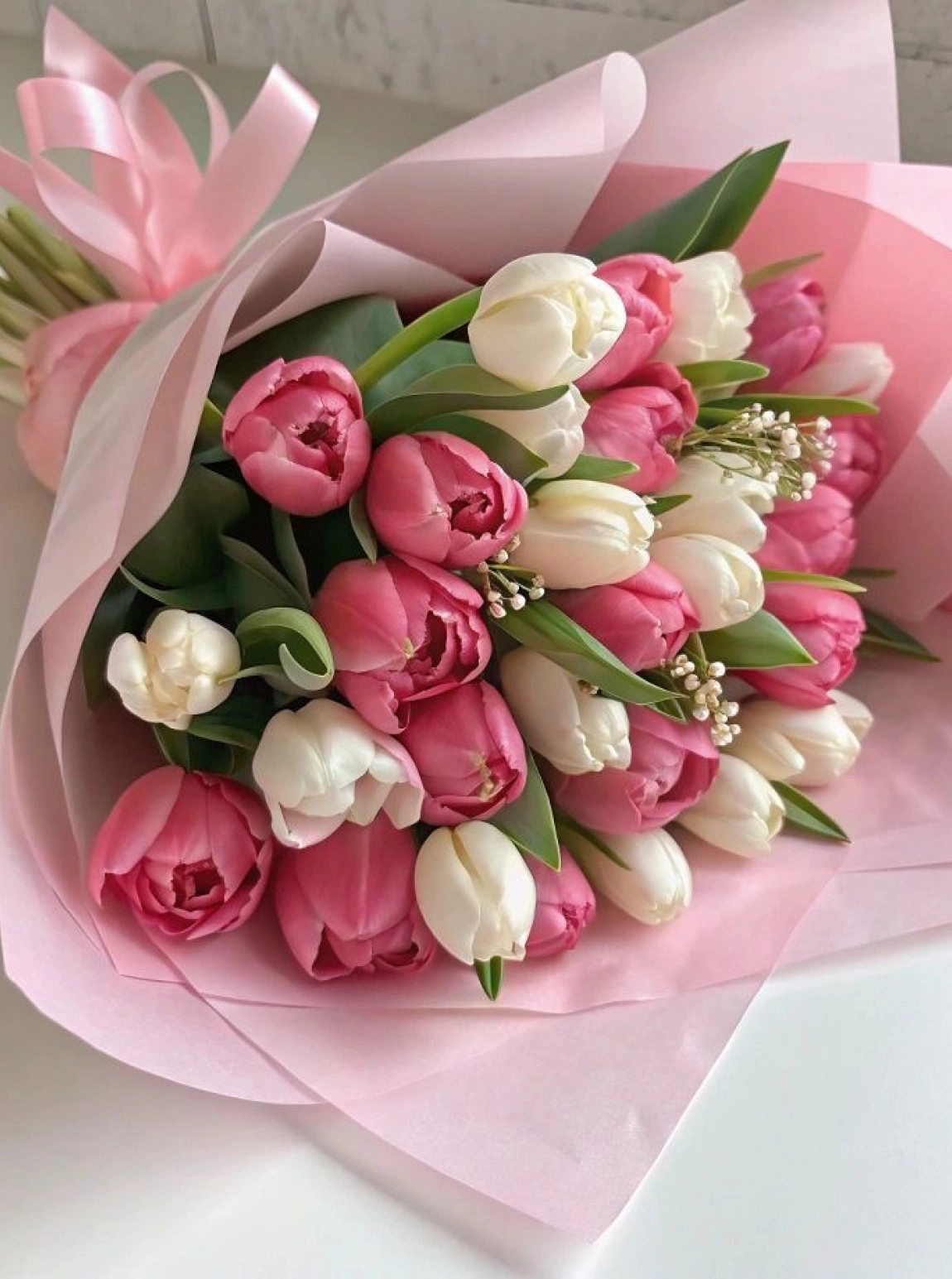 30’Lu Pembe Ve Beyaz Renkli Lale Buketi