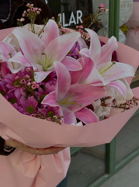 Lilyum Buketi
